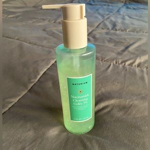 Naturium Niacinamide Cleansing Gel